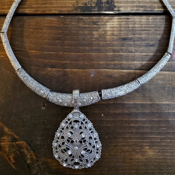 Silver Necklace with Silver Pendant - Picture 1 of 2